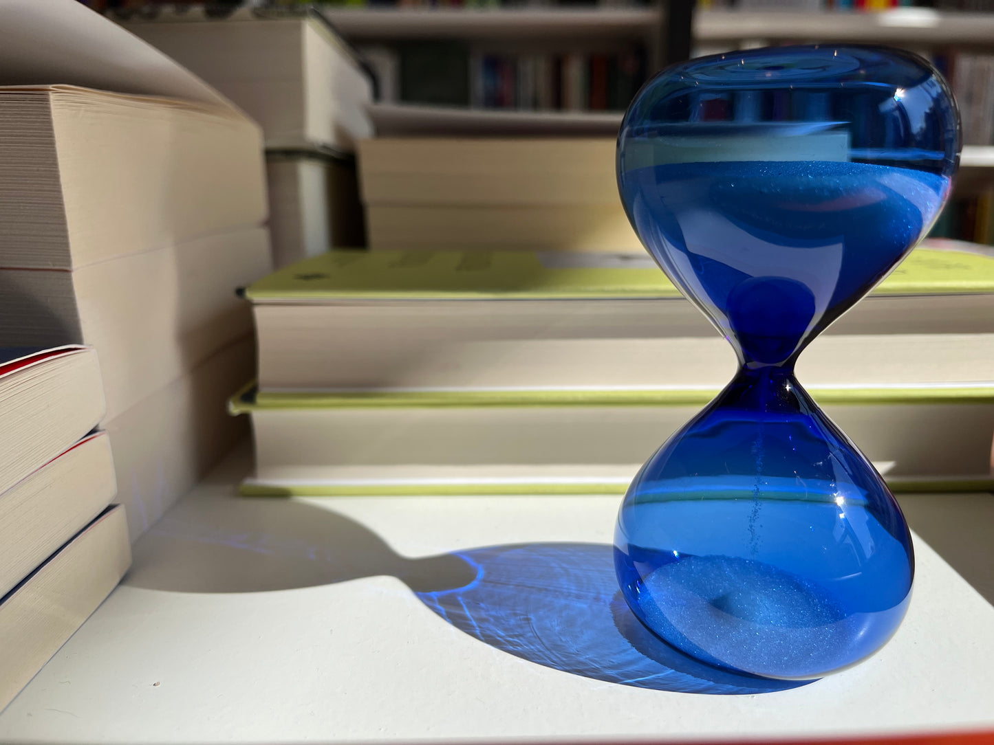 Medium Hightide Hourglass in Blue